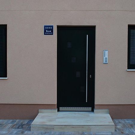 Apartments Dujic Tribalj Rom bilde